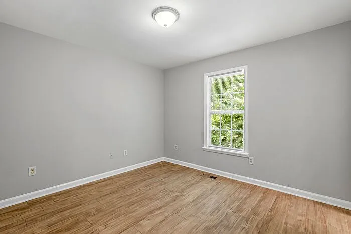 1811 Cody Ave — Photo 16