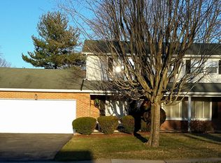 465 Cortleigh Dr, York, PA 17402