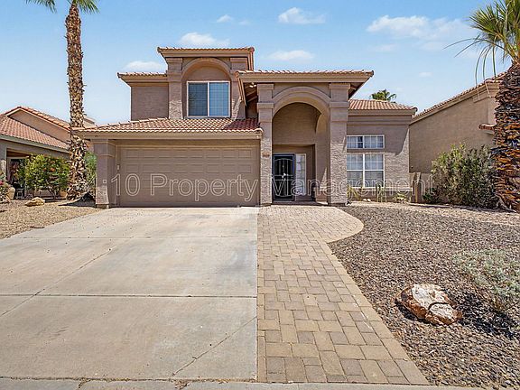 3rd image of 3236 E Hiddenview Dr