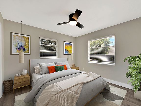 4th image of 825 22nd St