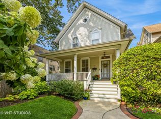 215 N Grove Ave APT A, Oak Park, IL 60302