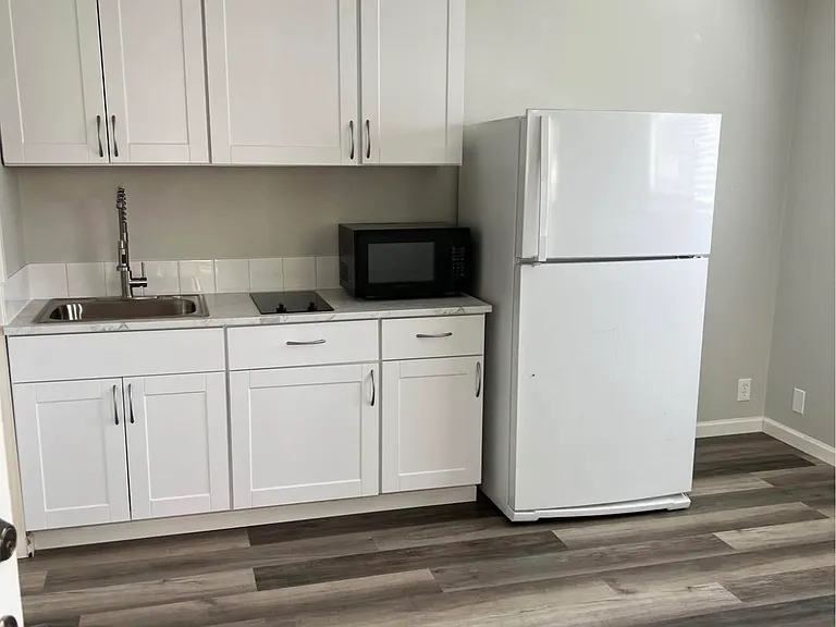 34207 36th Pl SW #B — Photo 1