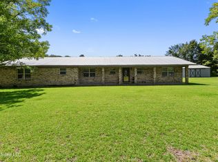 19408 Baria Rd, Moss Point, MS 39562