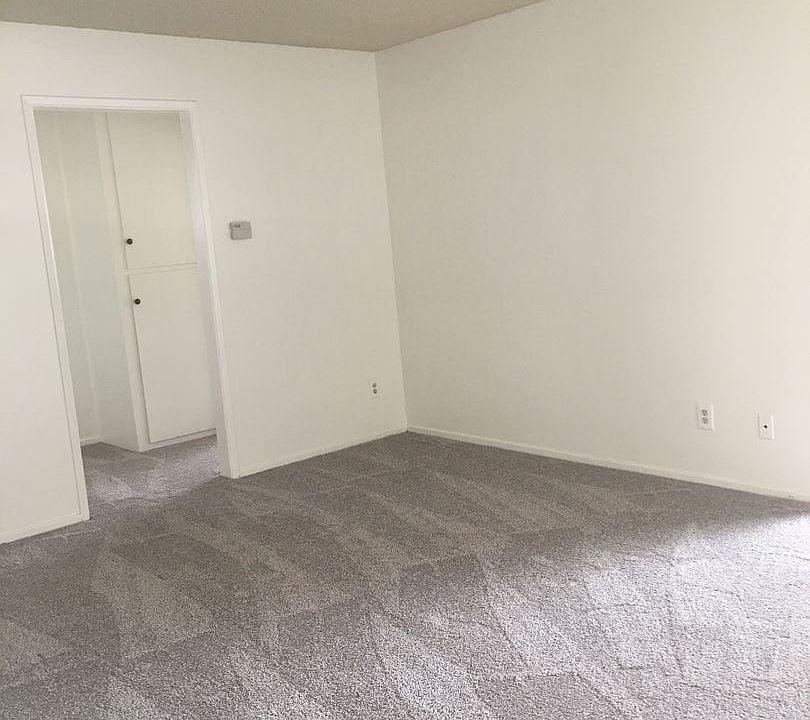 1st image of 124 Loma Vista St APT D