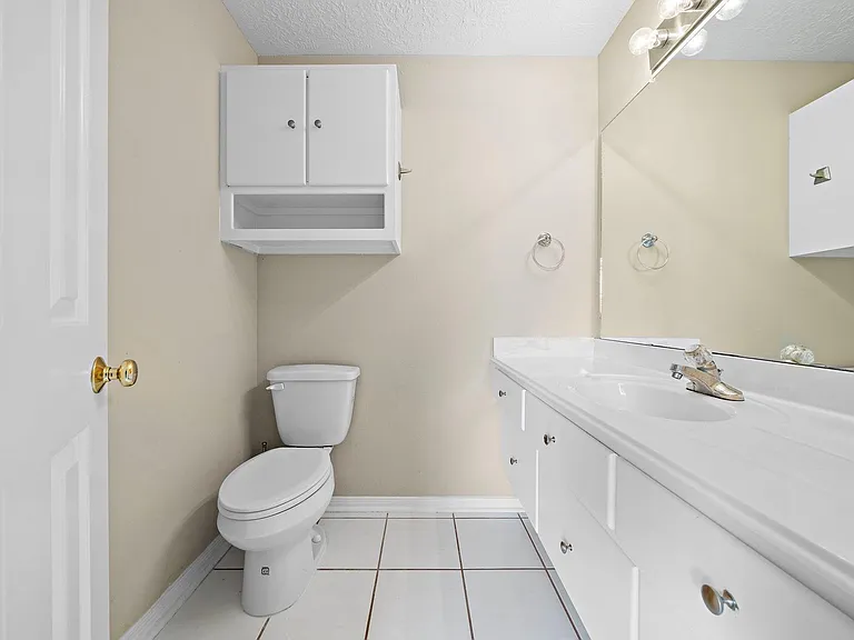 2523 Baycrest Dr — Photo 27