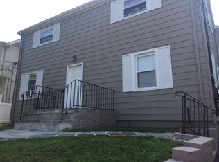 27 Hickory Rd, Port Washington, NY 11050