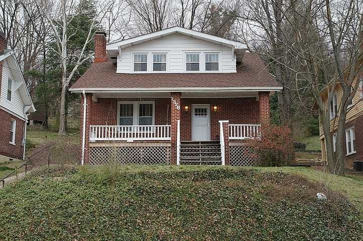 1st image of 1326 Belleview Ave SE