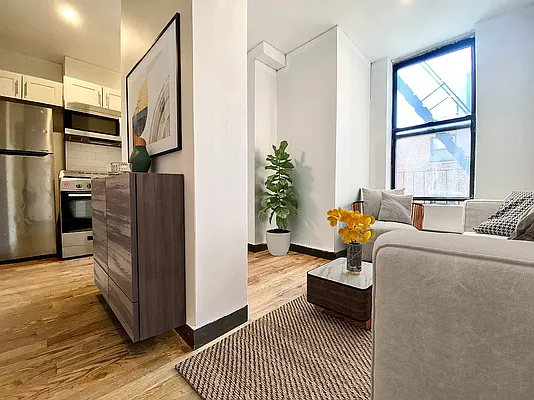 Rented by Owner | media 12