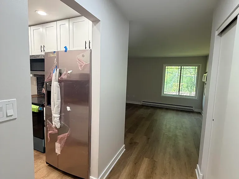 147 Amberly Dr #H — Photo 9