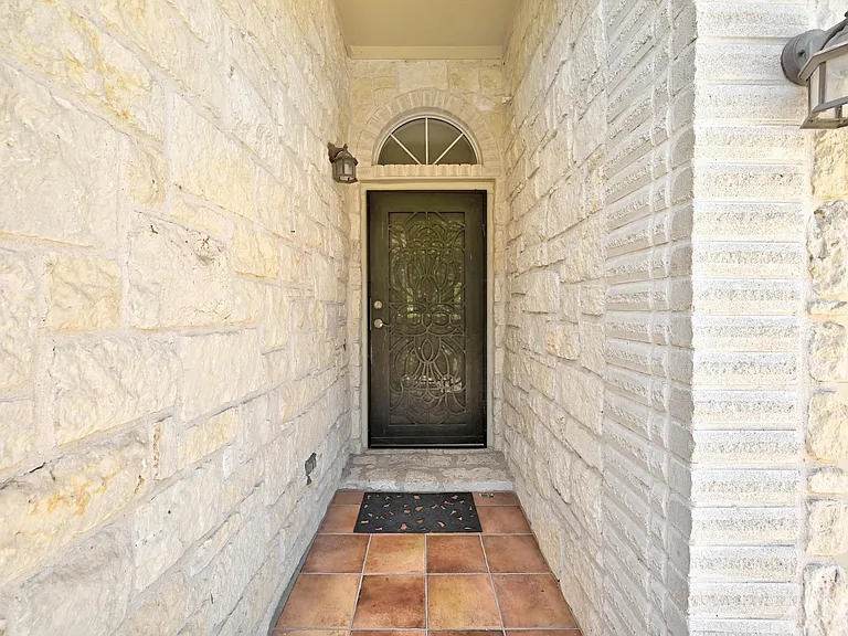 125 Melissa Ct — Photo 5