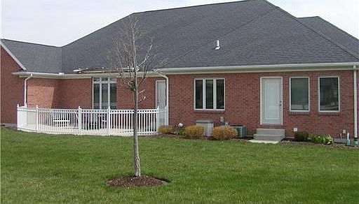 3rd image of 127 Dicke Dr