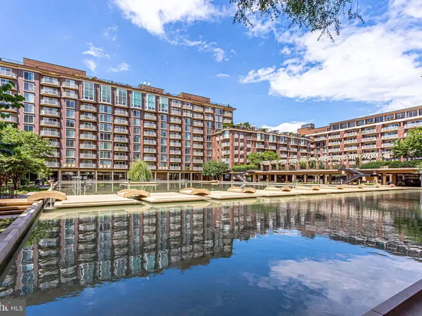 560 N St SW #N114, Washington, DC 20024