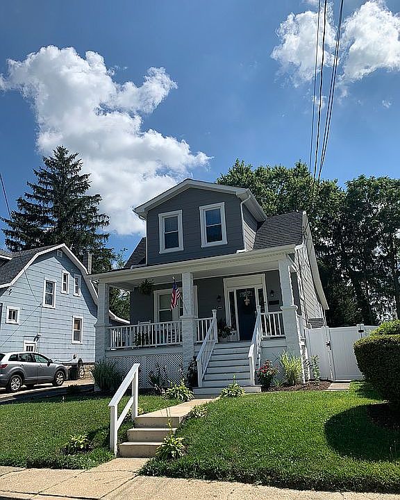 1st image of 2809 Hillcrest Ave