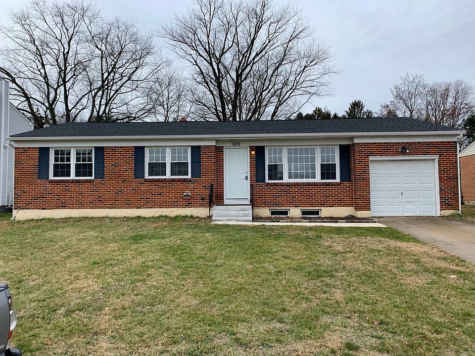 1st image of 609 Cranhill Dr