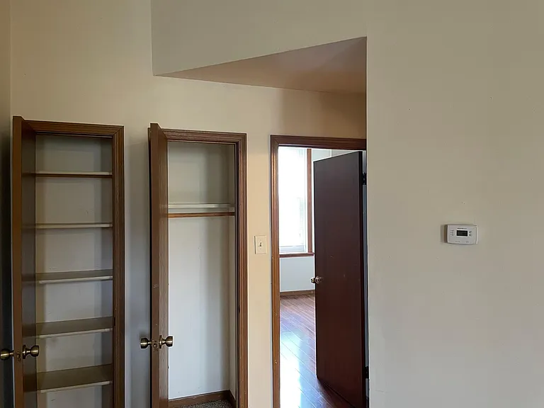 1328 Shenandoah Ave #1 — Photo 8