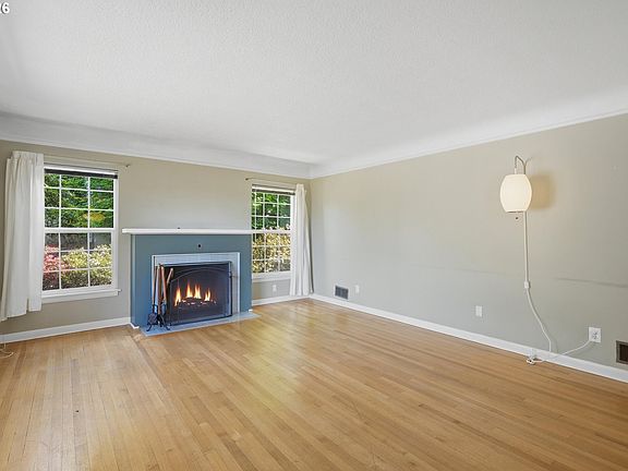 5th image of 7214 SW 10th Ave