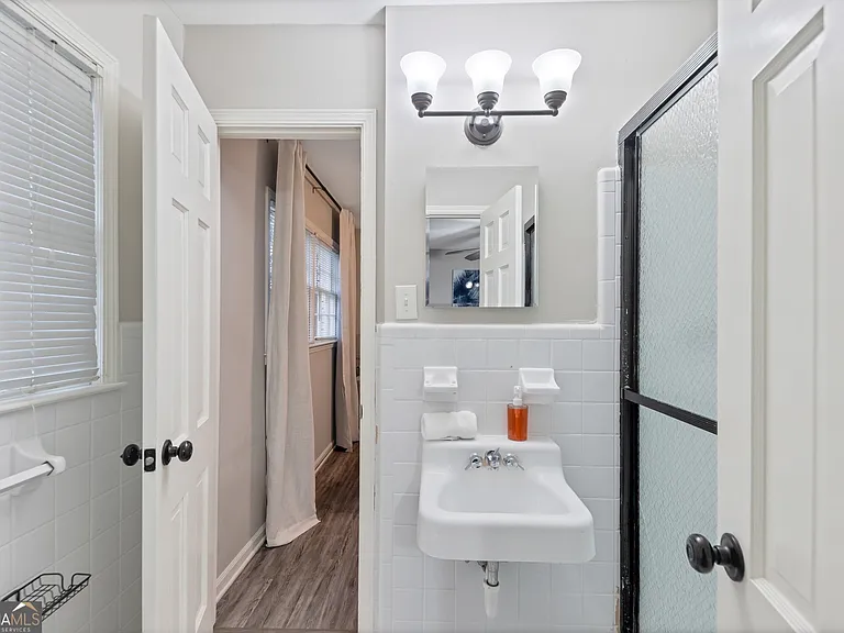 2984 Blackberry Ln — Photo 16