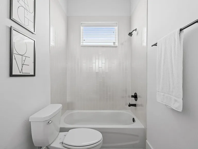 1307 Oak Tree Forest Ct — Photo 26