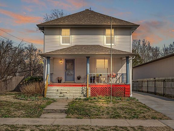 3rd image of 502 Orange St