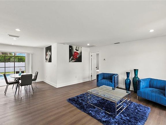 3rd image of 351 Columbus WAY