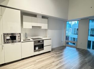 234 Simcoe St #605-C01, Toronto, ON M5T 1T4