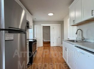 130 N 27th St APT 2, Lincoln, NE 68503