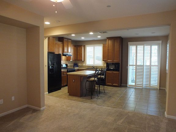 3rd image of 1437 Cypress Ln