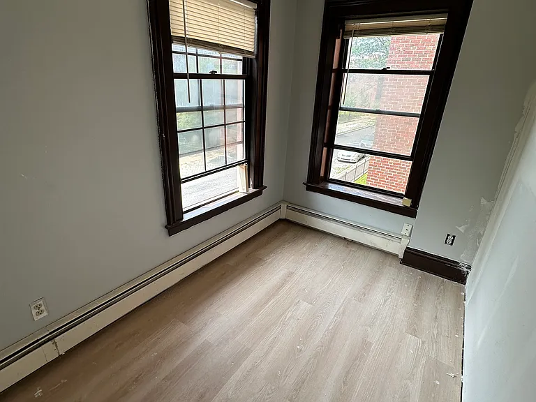30 Congress St #201 — Photo 7