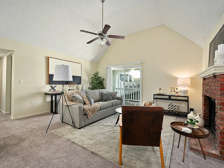 Riviera II - Living Room