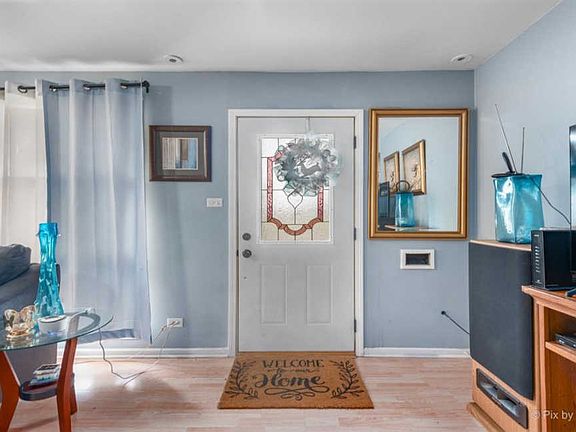 2nd image of 249 Indianwood Blvd
