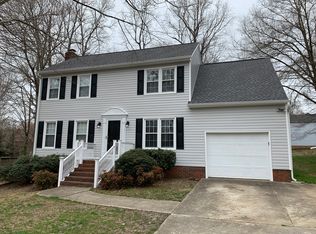 1812 Bull Run Ct, Greensboro, NC 27407