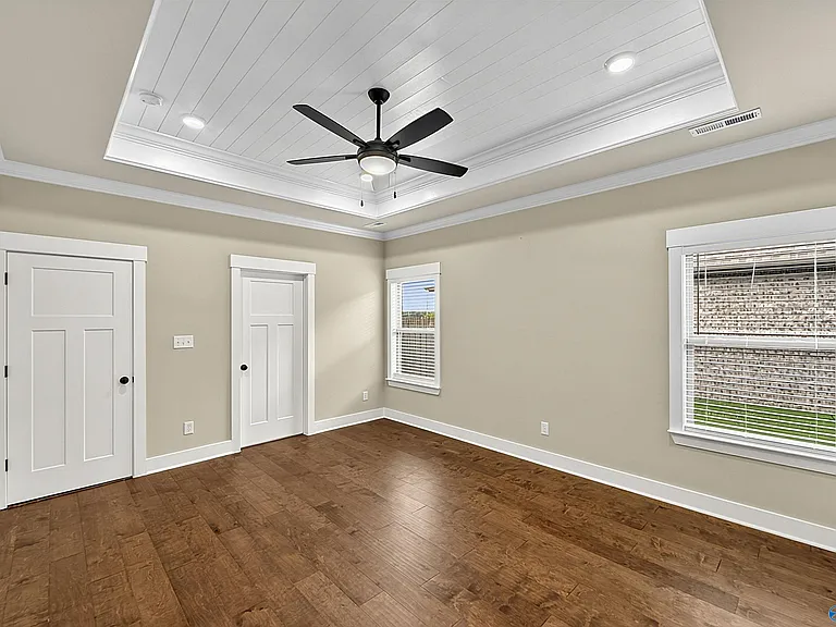 114 Hudson River Dr — Photo 25