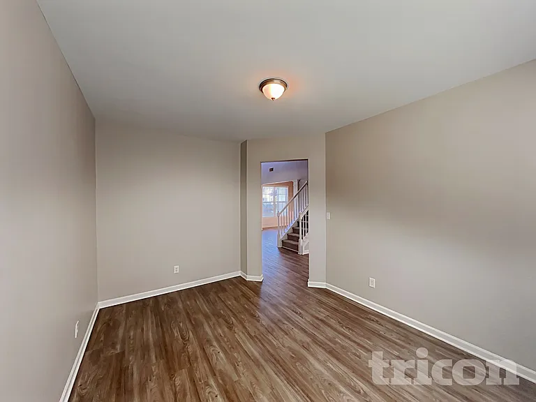1324 Pondhaven Dr — Photo 14