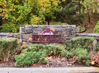 132 Hunter Ln, Ossining, NY 10562