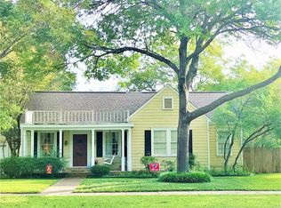 300 N Preston St, Ennis, TX 75119