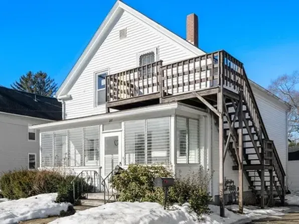 27 Dresser St #2, Webster, MA 01570