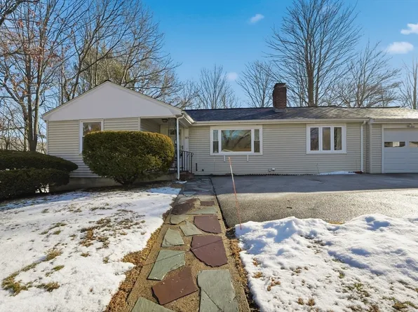 583 Union St, Braintree, MA 02184