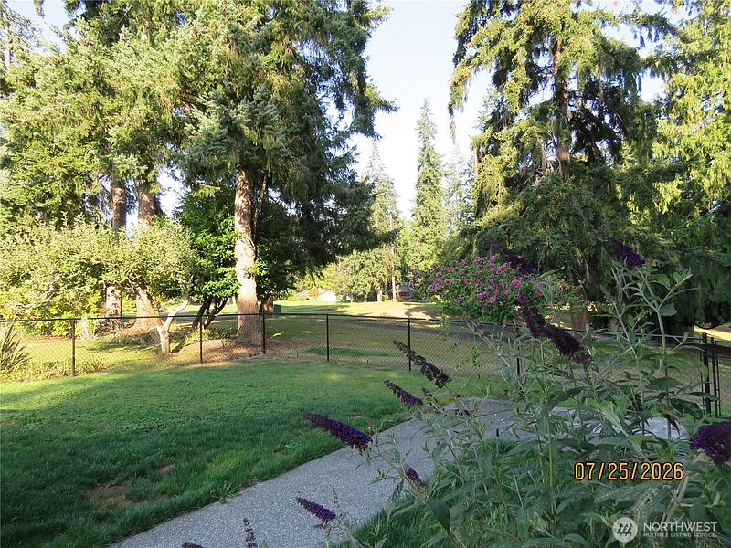 4th image of 150 Madigan Road