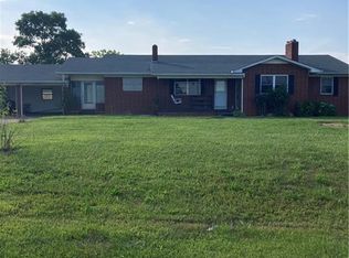 3100 Hamptonville Rd, Hamptonville, NC 27020