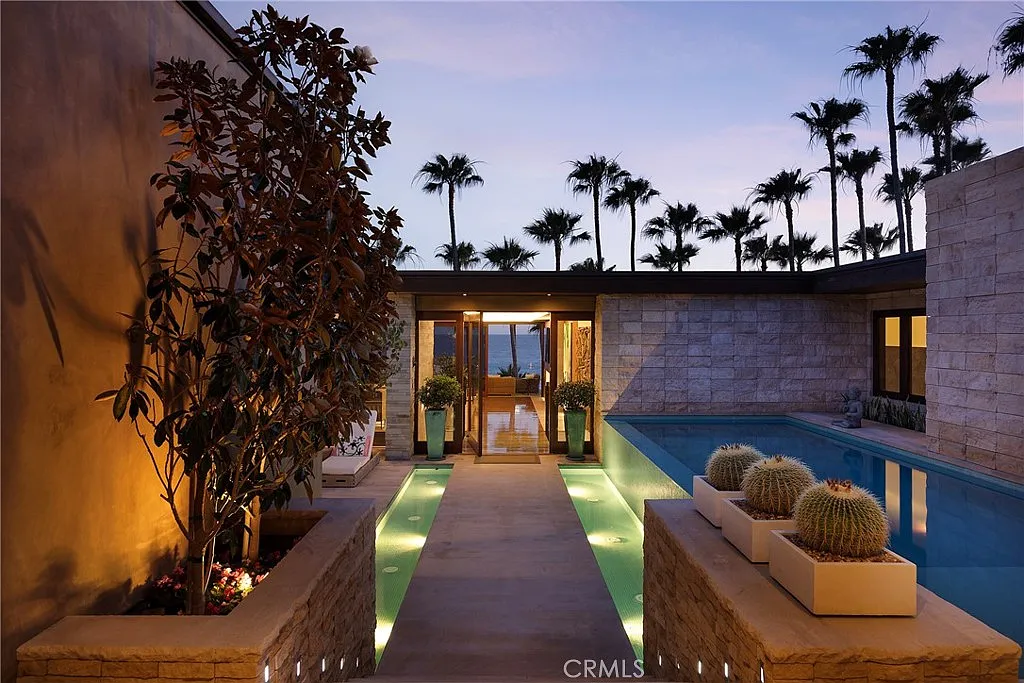 5 bed, 9.0 bath, 7201 sqft, $150,000 — Photo 3