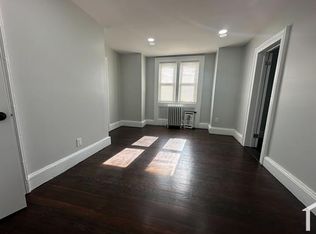 205 Buena Vista Ave APT 3, Yonkers, NY 10701