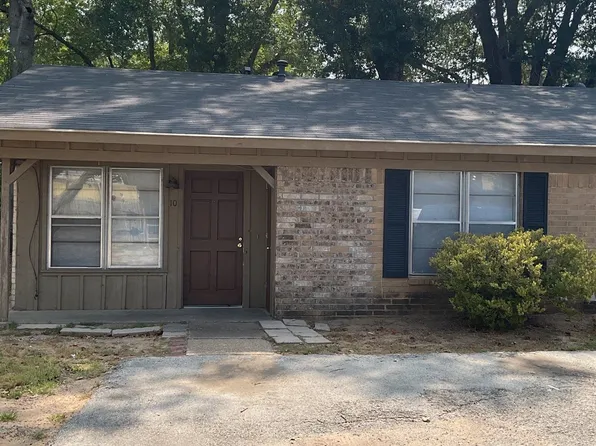 210 Old Tyler Rd, Chandler, TX