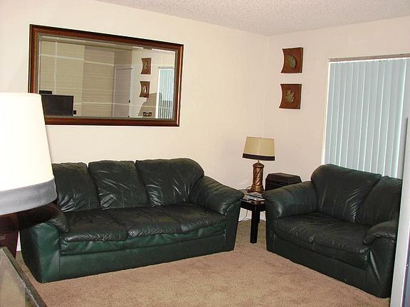 LVINGROOM 2