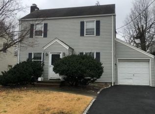 1605 N Stiles St, Linden, NJ 07036