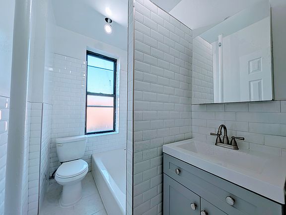 5th image of 640 Carroll St #6D