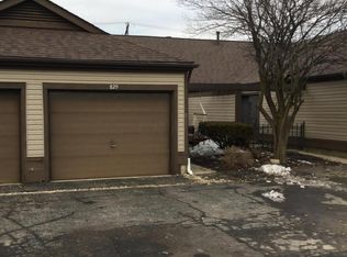 829 Cherlyn Ct, Columbus, OH 43228