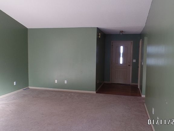 4th image of 1702 E Brookside Trl