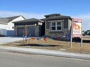 3423 Ranch View Dr, Cheyenne, WY 82001