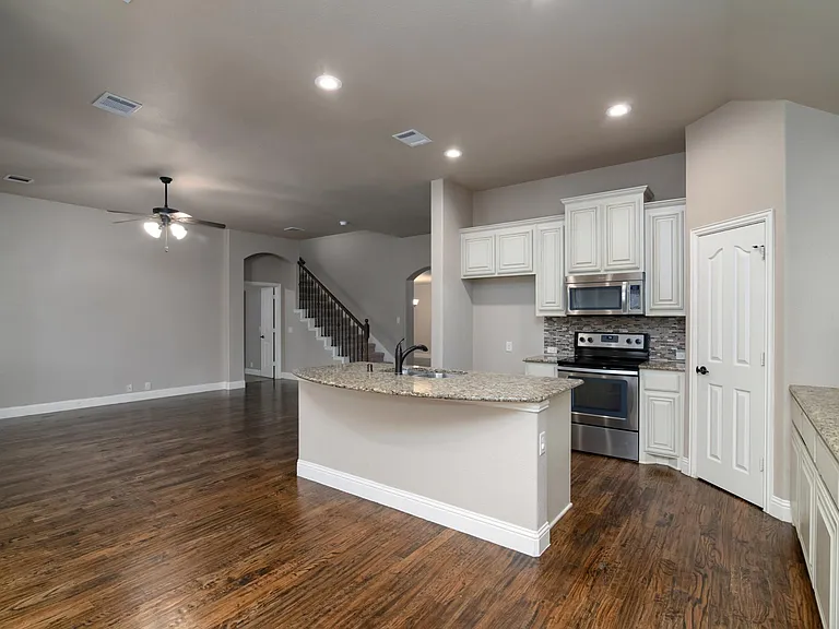 3417 Tempest Ln — Photo 13