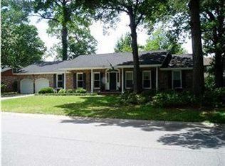 1526 S Pinebark Ln, Charleston, SC 29407